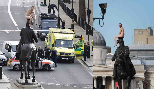 Pria Bugil Duduki Patung Perunggu Prince George